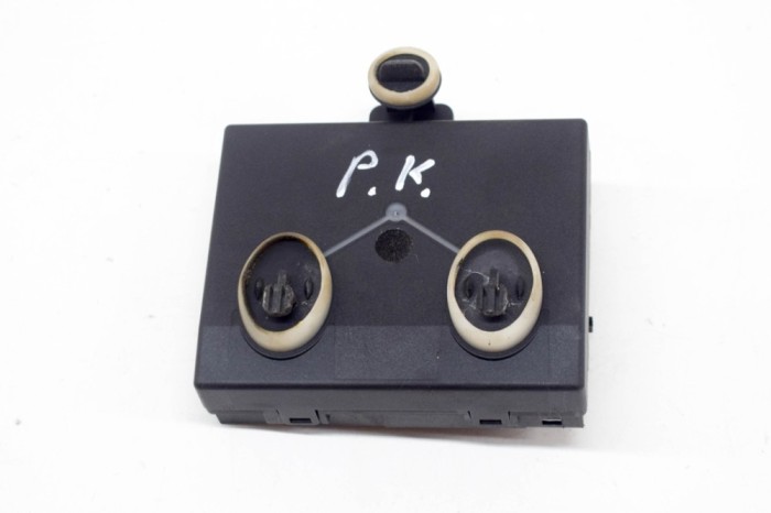 Modul de control ușă st&acirc;nga față AUDI A5 8T3 2015 OEM: 8T0959792H,8T0959792Q 14356072
