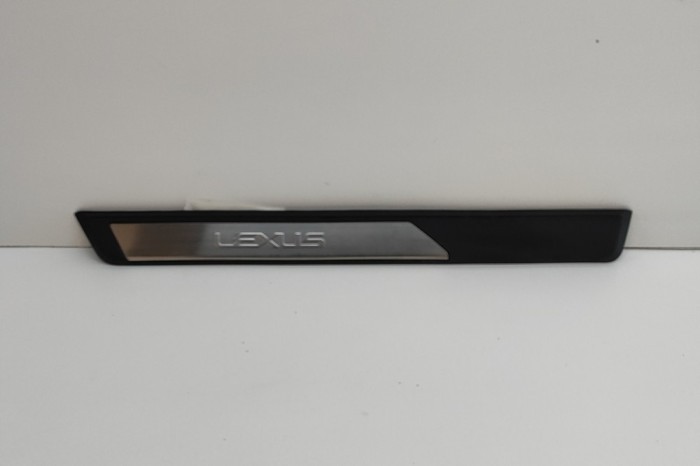 Ornament prag st&acirc;nga față LEXUS ES _Z10_, _A10_, _H10_ 2021 OEM: 67912-33150 22761537