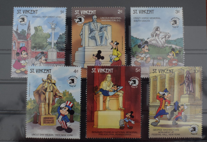 TS23/11 Timbre Serie St Vincent - Disney animatie