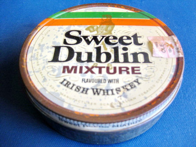6670-Cutie metal veche Tutun Sweet Dublin Mixture. Cu aroma de Whiskey irlandez. foto