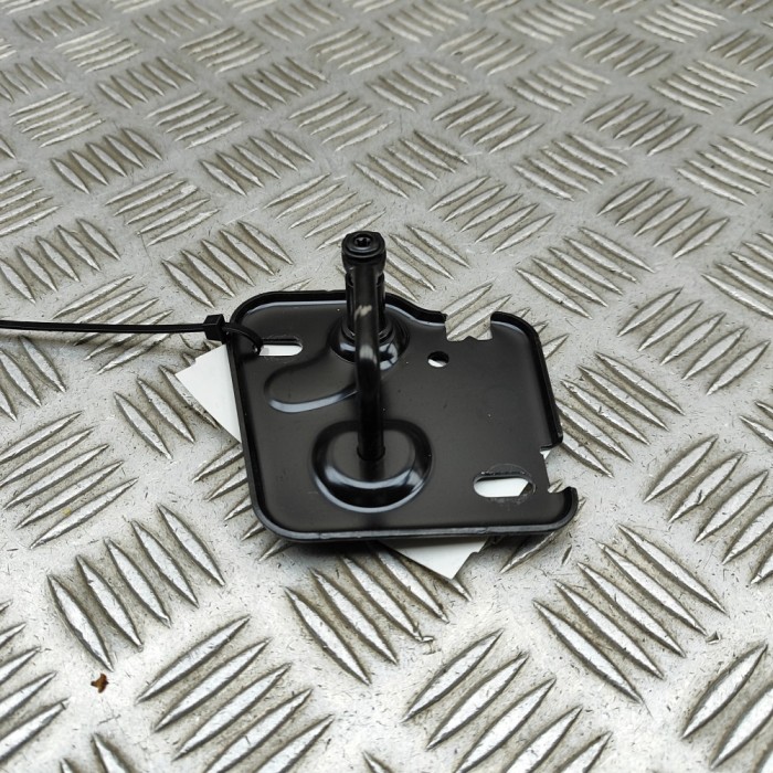 Zăvor de siguranță capota AUDI Q4 SUV F4B 2024 OEM: 81A823185A 32636921