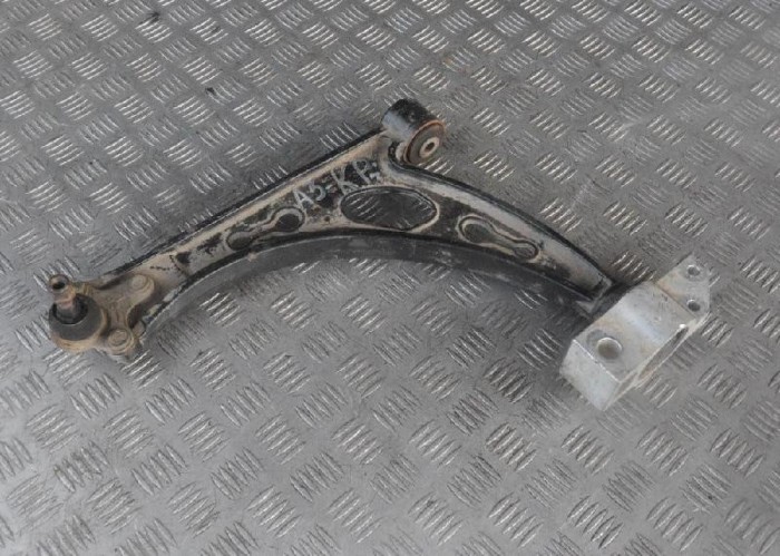 Braț inferior st&acirc;nga față AUDI A3 8P1 2006 1380221