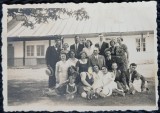 Fotografie, Romania, grup de barbati si femei undeva la tara, 1934
