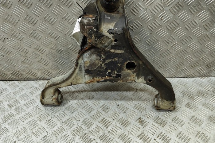 Braț inferior st&acirc;nga față NISSAN NP300 NAVARA Pick-up D23 2017 OEM: 54501-4KH1A 23179275