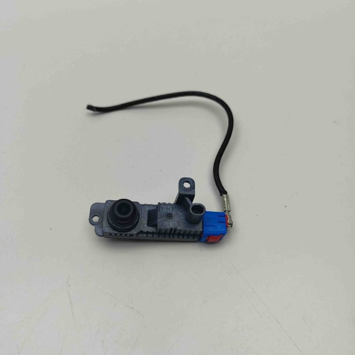 Camera st&acirc;nga TESLA MODEL Y 2023 OEM: 1092978-00-C 28826570
