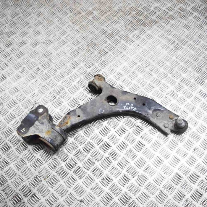 Braț inferior dreapta față VOLVO V40 Hatchback 2014 OEM: AV61-3A262-DA