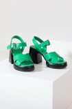 Cumpara ieftin Answear Lab sandale de piele culoarea verde