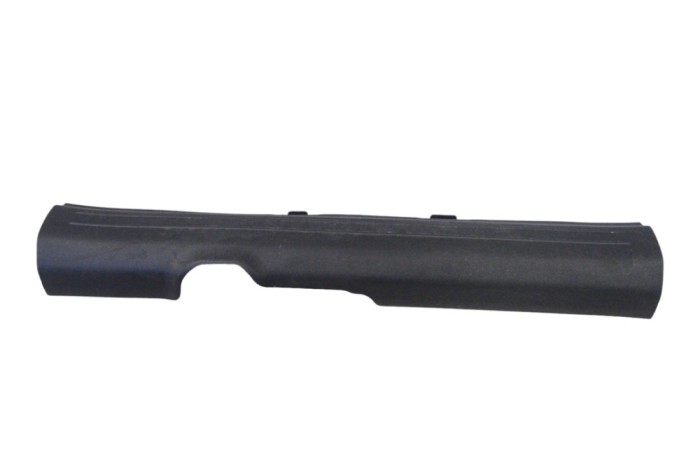 Ornament prag interior st&acirc;nga față KIA SORENTO IV MQ4, MQ4A 2021 OEM: 85870-P2000 22371649