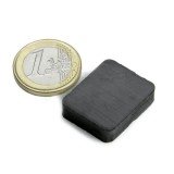 Magnet ferita bloc, 25x20x6 mm putere 1,2 kg, Y35