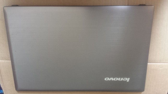 capac carcasa display laptop Lenovo IdeaPad P580 P585 am0qn000100