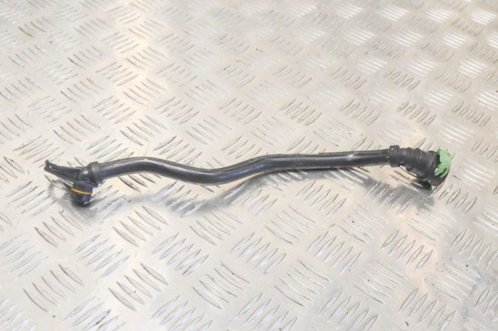 Conducta de răcire cutie de viteze BMW 2 Coupe F22, F87 2017 OEM: 8575844,8570449 13242850