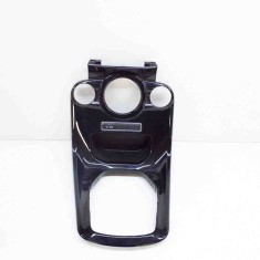 Ornament schimbător de viteze FORD FIESTA VI 2014 OEM: C1BB-18D422-W,C1BB-18D422-F,C1BB-18D422-FCW,C1BB-18D422-C 12936974