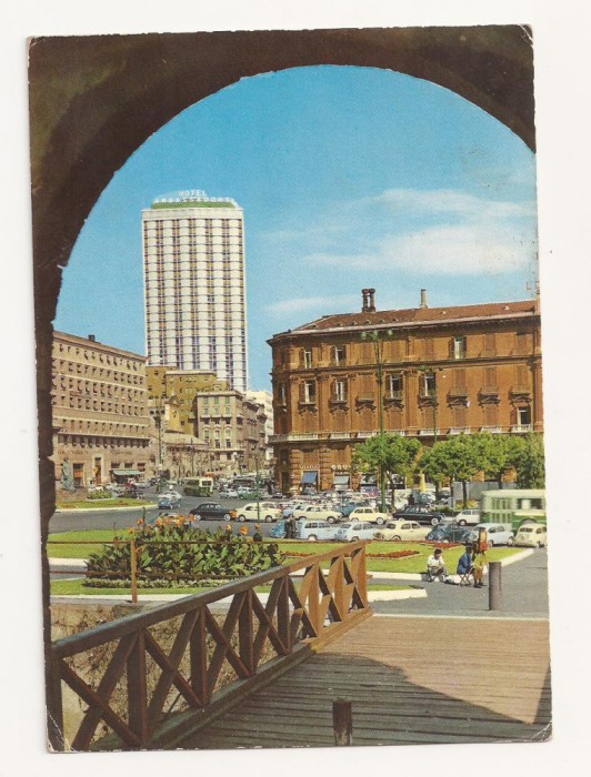 IT2 - Carte Postala-ITALIA-Napoli, Piazza Grattacielo, circulata 1972