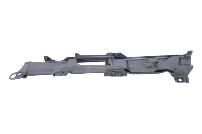 Suport aripa dreapta față LAND ROVER DISCOVERY V L462 2019 OEM: HY32-16150-AA 20422081