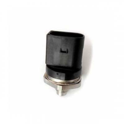 Senzor presiune combustibil AUDI A4 8K2 B8 BOSCH 0261545078 foto