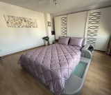 Set pilota hipoalergica damasc Nocturna by Coneltex, dimensiuni 180 x 210 cm, densitate 350 g/mp, cearceaf 180 x 210 cm si doua fete perna 50 x 70 cm,