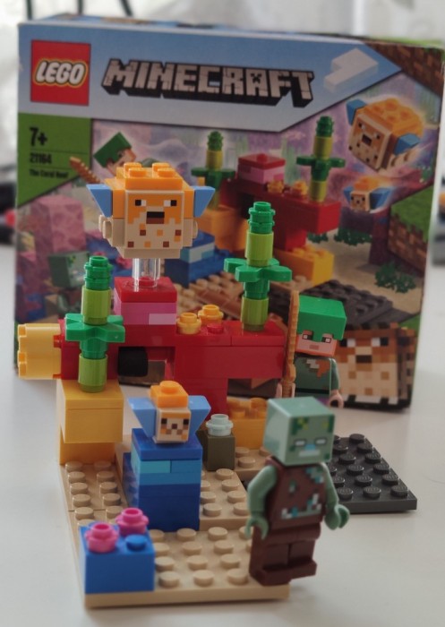 LEGO Minecraft - Reciful de corali 21164, 92 piese