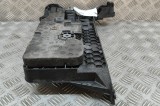 Suport baterie SKODA KAROQ NU7 2018 OEM: 5Q0915331K,5Q0915321J 26021434