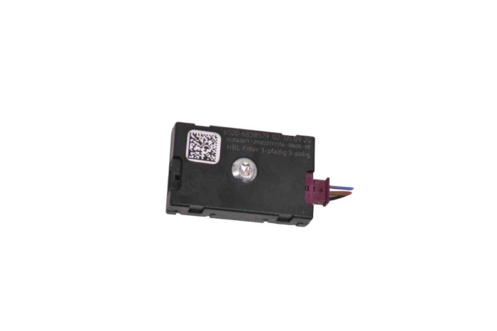 Amplificator de antena BMW 3 Touring G21 2020 OEM: 6838579