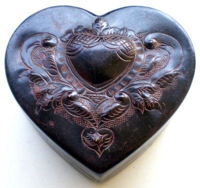 O.120 CUTIE METALICA VINTAGE HAND MADE INIMA foto