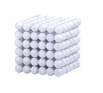 Neocube 216 bile magnetice 5mm, joc puzzle, culoare alba Neocube 216 bile magnetice 5mm, joc puzzle, culoare alba