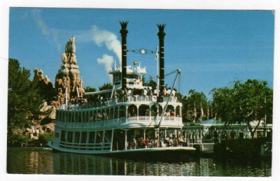 DISNEYLAND VAPOR PE FLUVIU IN AMERICA foto