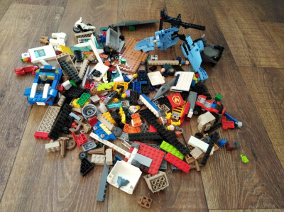 * Lot piese Lego diverse, 800 grame foto