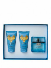 Set cadou Versace Man Eau Fraiche (Apa de toaleta 50 ml + Gel de dus 50 ml + After shave balsam 50 ml), pentru barbati foto