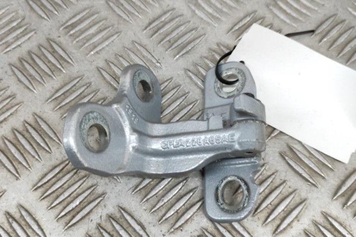 Balama ușă st&acirc;nga spate JAGUAR F-PACE X761 2020 OEM: CPLA-228A65-AE 24585989