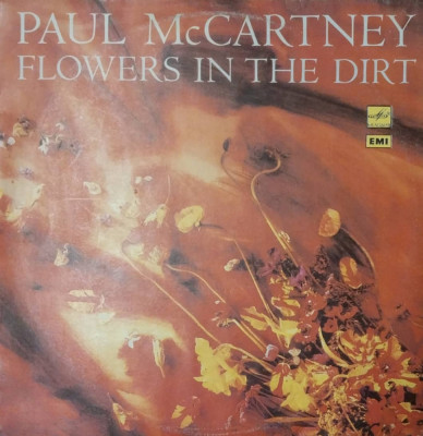 LP: PAUL MCCARTNEY - FLOWERS IN THE DIRT, MELODIA, URSS, VG+/VG+ foto