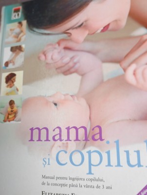 MAMA SI COPILUL Elizabeth Fenwick foto