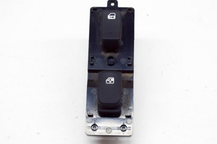 Buton geam ușă st&acirc;nga față KIA CARENS III UN 2006 OEM: 93575-1D5003W 13929032
