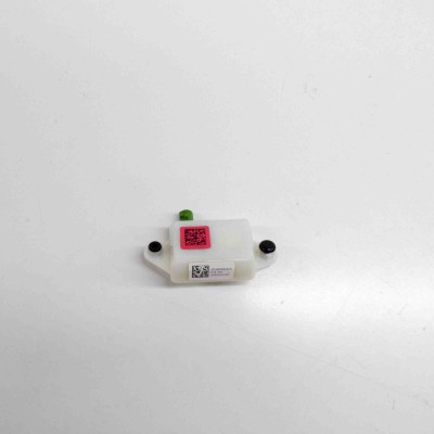 Amplificator de antena TESLA MODEL 3 2020 OEM: 1093306-00-E foto