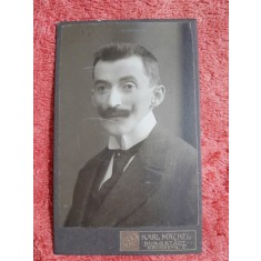 Fotografie tip CDV, barbar la costum, inceput de secol XX