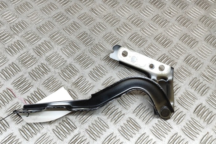 Balama capota st&acirc;nga față MG MG 3 2024 OEM: 11204296 29366989