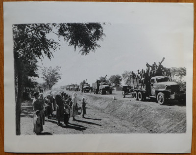 Fotografie de presa ; Trupele sovietice in Romania , 17.01.1945 foto