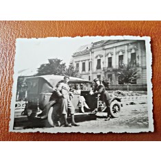 Fotografie, Turda gradinita din fata primariei, 1924