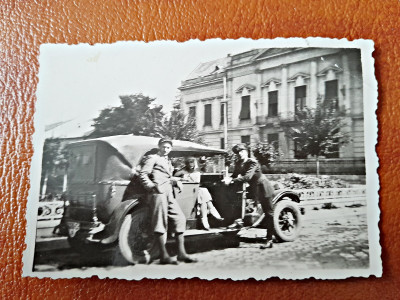 Fotografie, Turda gradinita din fata primariei, 1924 foto