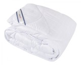 Cumpara ieftin Pilota matlasata Somnart, 220x200 cm, microfibra cu fibre de carbon, umplutura usoara 200 gsm