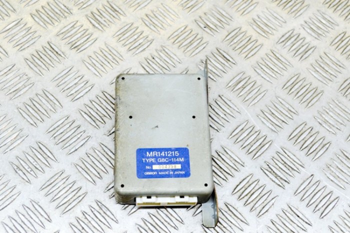Unitate de control alarma DODGE STEALTH 1994 OEM: G8C-114M,MR141215 13075817