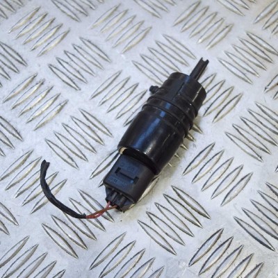 Motor rezervor lichid de parbriz BMW 1 F20 2018 OEM: 7310147 10632234 foto