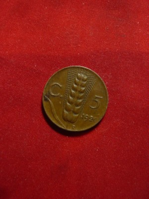 Moneda 5C 1920 Italia ,Rege Victor Emanuel ,bronz ,calapr.NC foto