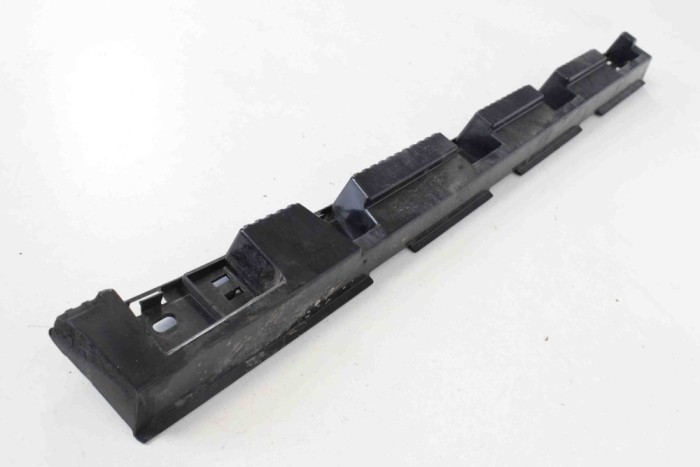 Suport prag lateral dreapta spate BMW X1 E84 2013 OEM: 2991498 10382684