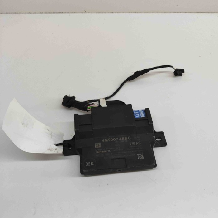 Unitate de control Gateway AUDI A4 Avant 8W5, B9 2017 OEM: 4M1907468C,4M1907468A 30378256