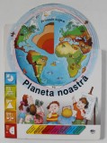 PRIVESTE CUM E PLANETA NOASTRA , de CARLO ALBERTO MICHELINI , ilustratii de CRISTINA MESTURINI , ANII &#039;2000