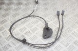 Port USB/AUX-In TESLA MODEL S 2017 OEM: 1004815-08-B 12523661