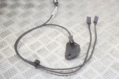 Port USB/AUX-In TESLA MODEL S 2017 OEM: 1004815-08-B 12523661 foto