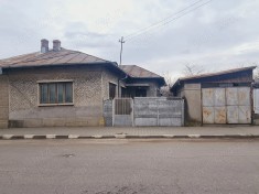 Casă de v&acirc;nzare &icirc;n Mizil