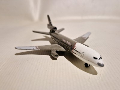 Douglas DC 10 - Majorette foto