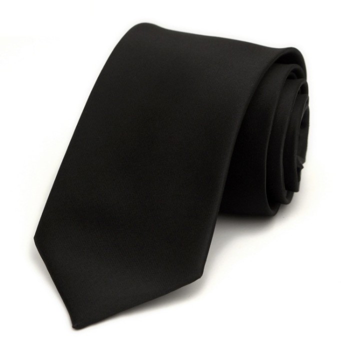 Cravat? Premium Neagr? Clasic? &ndash; Elegan?? ?i Sobrietate pentru Orice Ocazie